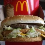 Auguri Big Mac, il famoso panino compie 50 anni