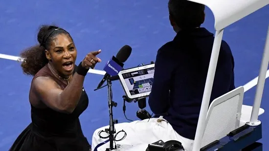 Multa di 17mila dollari a Serena Williams per litigio con arbitro