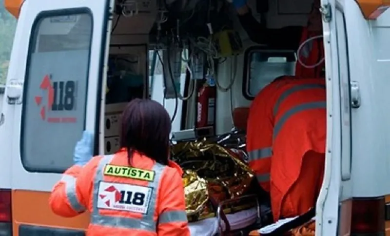 Milano: donna investita da filobus ATM in via Cassala nei pressi della metro Romolo