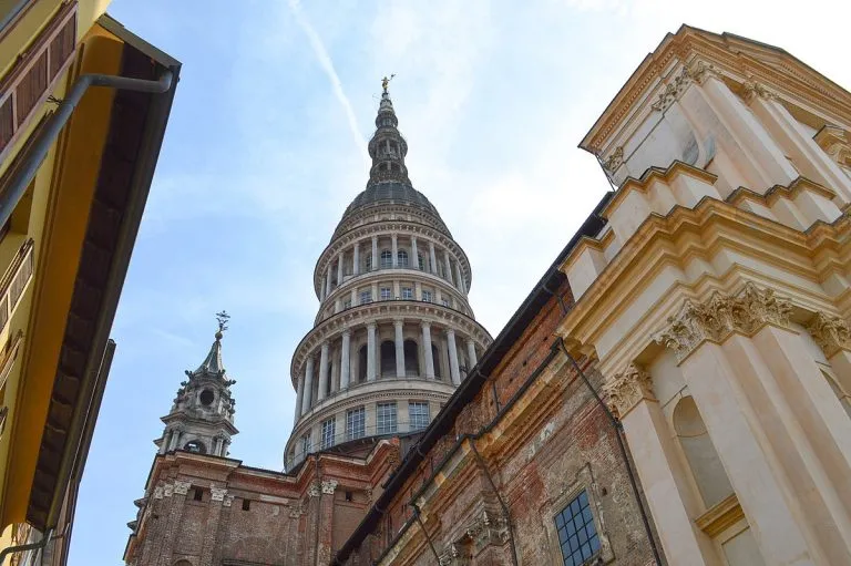 Famiglia a Novara: Coronavirus? Tre casi sospetti in isolamento