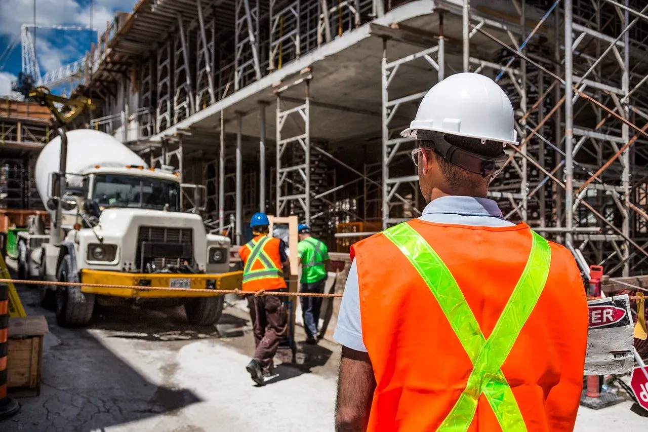 Gilet da lavoro: le caratteristiche utili da considerare