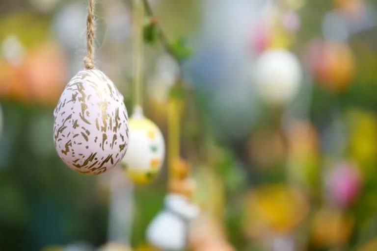 Frasi di Pasqua: i messaggi di auguri più belli da inviare su Whatsapp