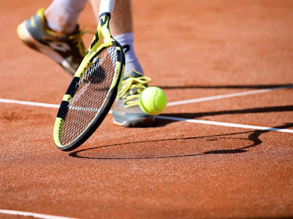 ATP Roma, Novak Djokovic torna a vincere: battuto Tsitsipas in due set