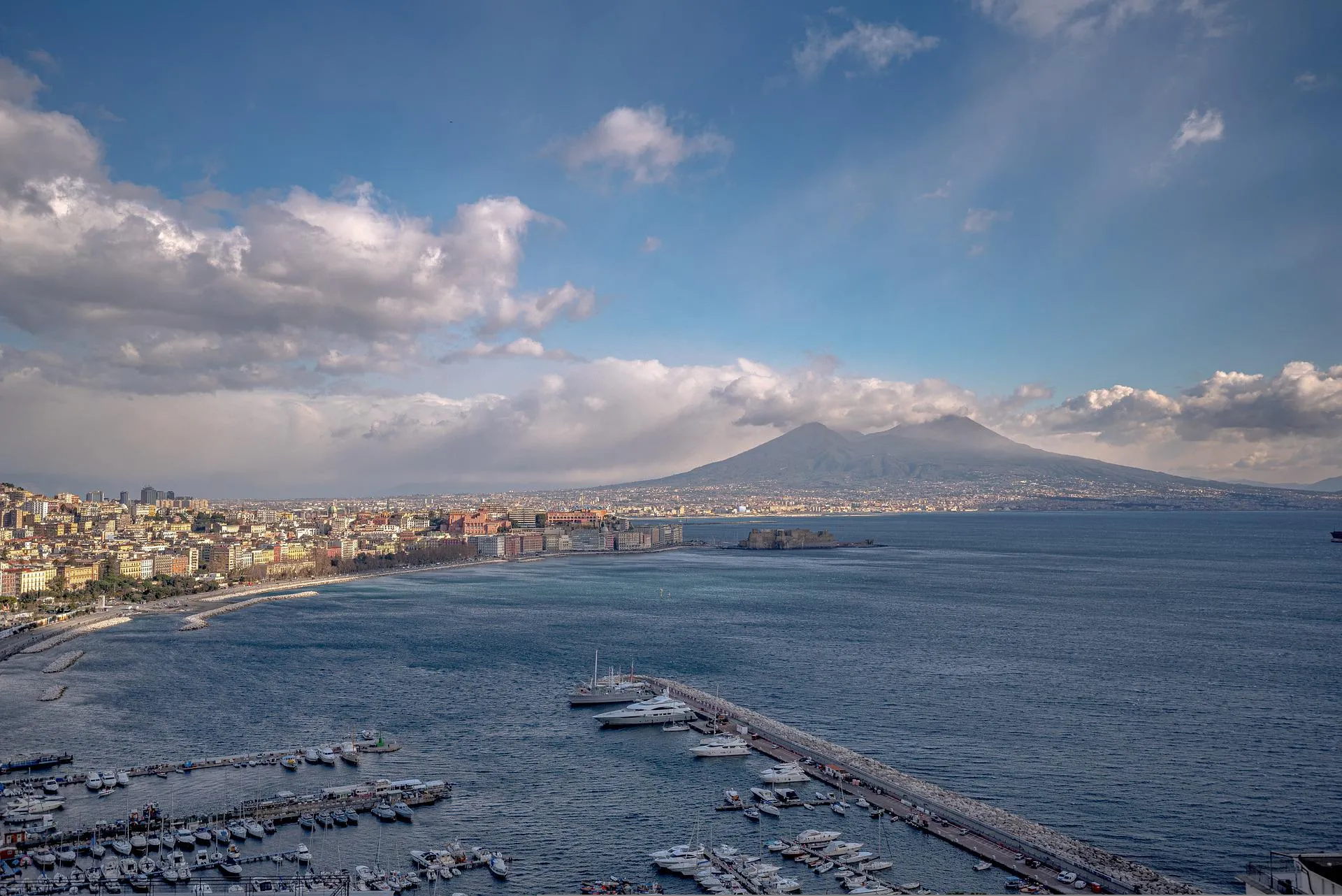 Lorenzo Insigne addio al Napoli: dove va, quanto guadagnerà e come giocherà