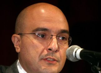 Gennaro Sangiuliano è il Ministro della Cultura del governo Meloni: giornalista e direttore del Tg2, ecco chi è il responsabile del dicastero della Cultura.