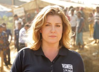 Gran Bretagna. Penny Mordaunt è la prima candidata ufficiale per la successione di Liz Truss come leader del Partito Conservatore e Prima Ministra inglese.