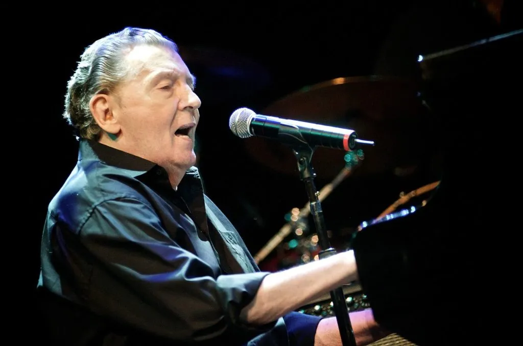 Jerry Lee Lewis non è morto: TMZ si scusa per la notizia sbagliata