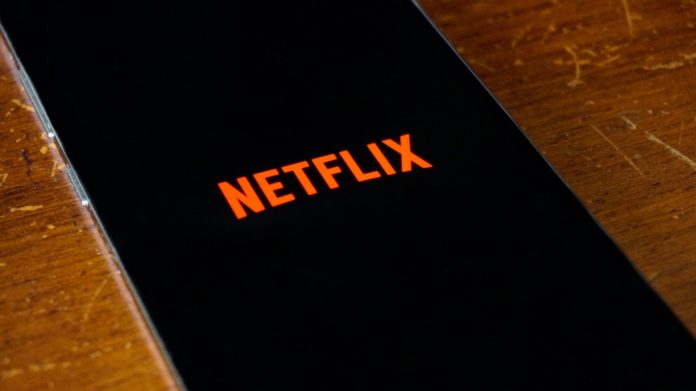 La serie Netflix, che è stata rinnovata per due stagioni, seguirà 