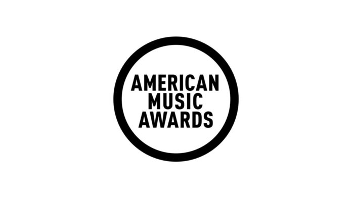 Gli American Music Awards si sono svolti il 20 novembre 2022 a Los Angeles per celebrare la musica e gli artisti. Ecco la lista completa dei vincitori.