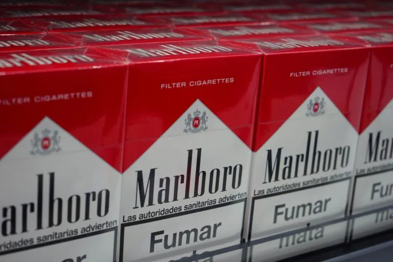 Aumento accise su sigarette e tabacco: rincaro prezzi dal 2023