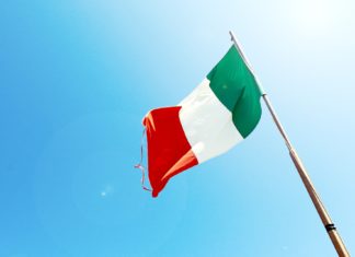Il Consiglio dei Ministri approva il bilancio dello Stato per il 2023. Nel complesso, la manovra finanziaria ha stanziato 35 miliardi di euro.
