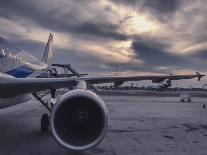 Twitter sospende l'account @elonjet che tracciava in tempo reale gli spostamenti dell'aereo privato di Elon Musk, ora proprietario della piattaforma.
