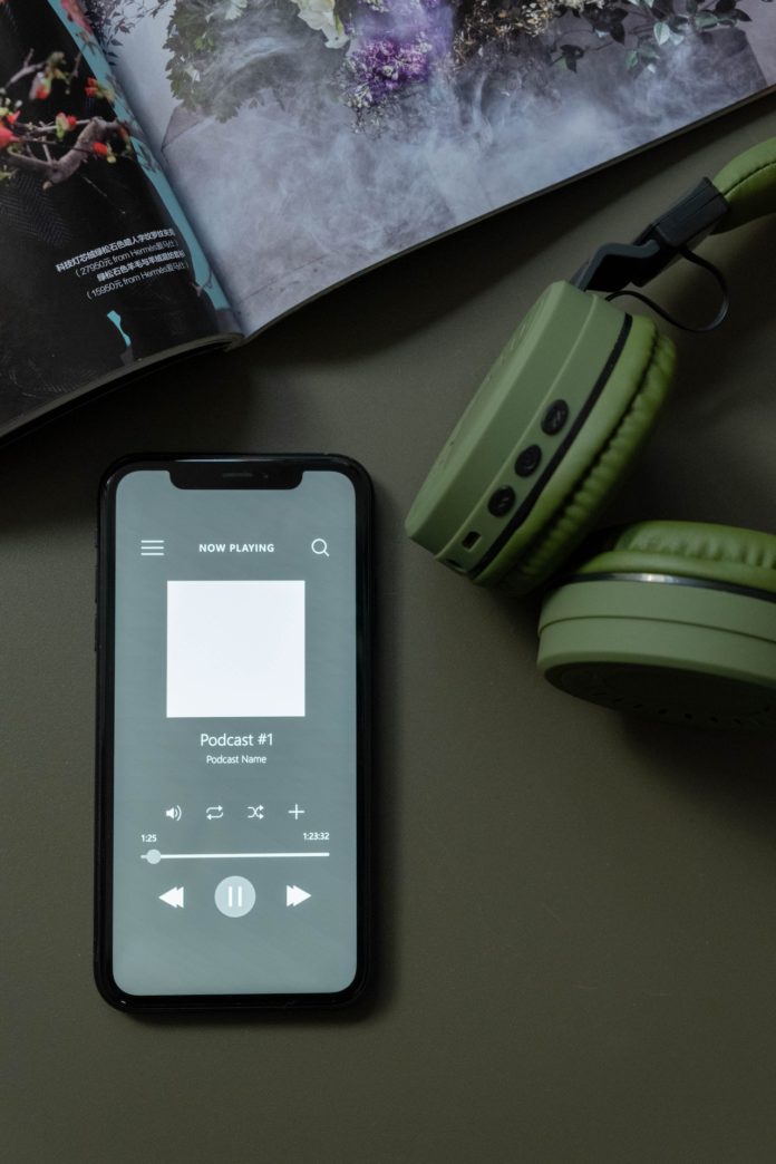 Annunciati i candidati per gli iHeartRadio Podcast Awards 2023, la prima cerimonia dedicata ai podcast. Ecco la lista completa delle candidature.