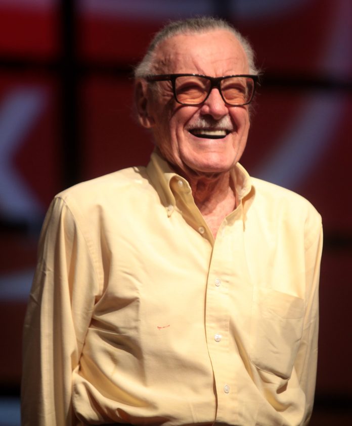 Su Disney Plus il documentario su Stan Lee, uomo e leggenda, in uscita nel 2023: l'annuncio in occasione del centesimo compleanno dell'autore.