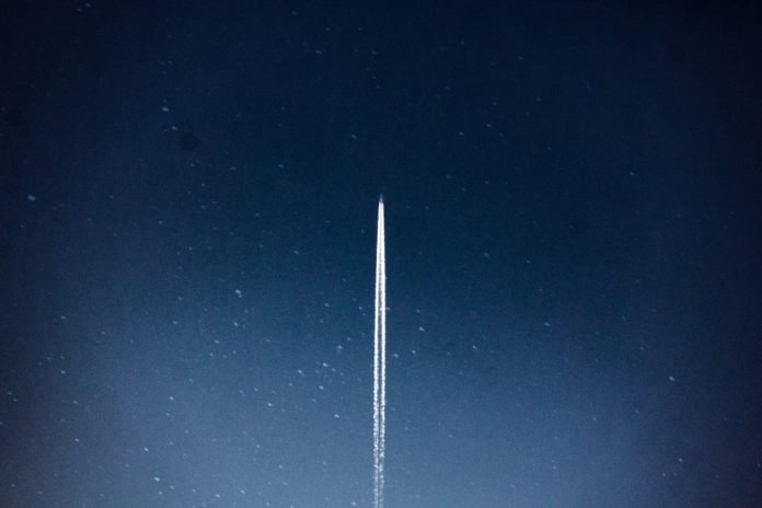 SpaceX lancia in orbita Starlink Gen2, i primi satelliti di nuova generazione, con lo scopo di migliorare la copertura internet dei clienti Starlink.