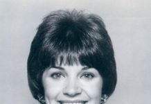 Cindy Williams, protagonista della sitcom "Laverne & Shirley", si è spenta all'età di 75 anni. Per ricordarla, ecco biografia, carriera e successi.