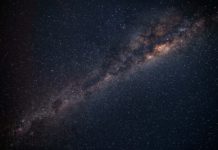Uno studio ha rivelato l'esistenza di centinaia di nuovi corpi celesti attraverso il confronto tra le immagini della NASA e della Sloan Digital Sky Survey.