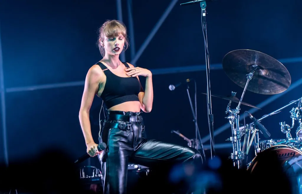 Taylor Swift fa la storia della musica, di nuovo: premi e riconoscimenti del 2022