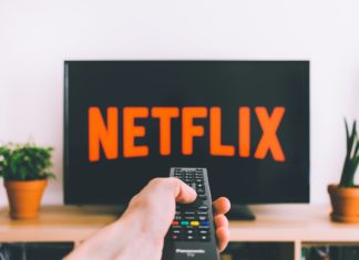 È ufficiale, niente più account condivisi su Netflix: i primi dettagli delle nuove misure contro la condivisione delle password.