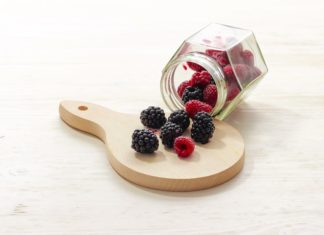 I neuropsichiatri avvertono: sono sempre più precoci gli esordi dei disturbi alimentari, casi anche sotto i 12 anni. I dati in Italia.