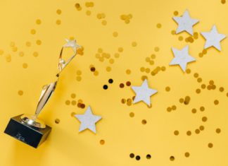 Si sono svolti i Nickelodeon Kids' Choice Awards 2023: tutti i vincitori dei premi annuali in musica, cinema, televisione, videogiochi ed editoria.