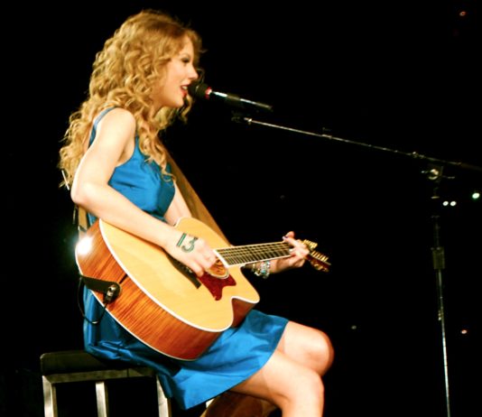 Taylor Swift rilascia "If This Was a Movie (Taylor's Version)" per celebrare l'inizio del "The Eras Tour": testo, traduzione e significato della canzone.